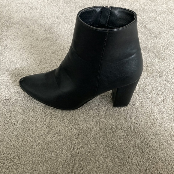 3/$10 SALE Pointed Toe Heeled Black Booties - Picture 3 of 4
